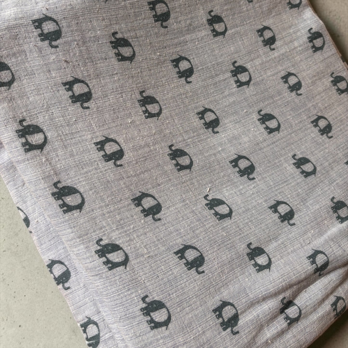 Muslin-Elephant print