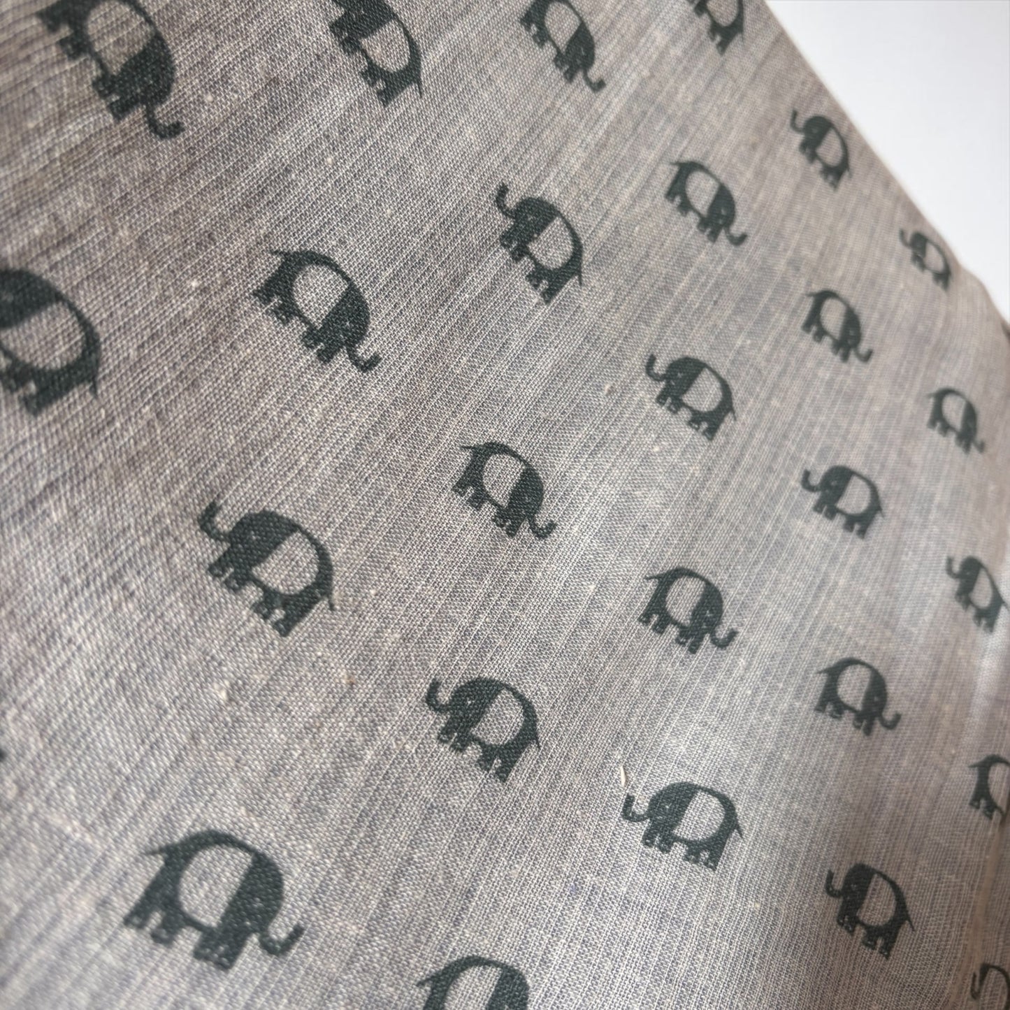 Muslin-Elephant print